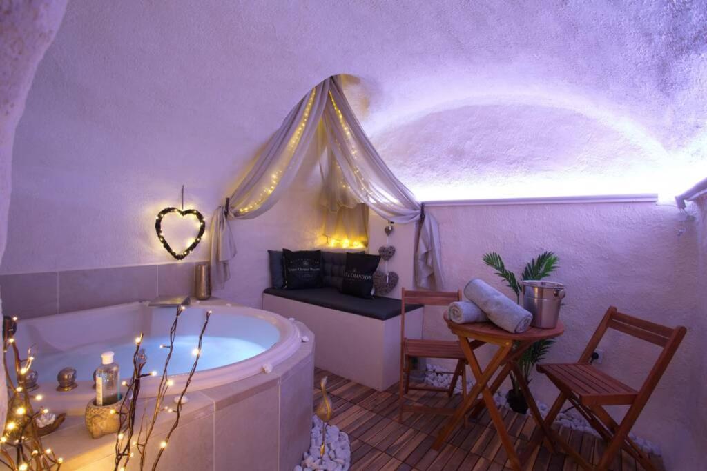 Les Secrets D'Alcove, Nuits Romantiques Avec Spa Екс ан Прованс Екстериор снимка